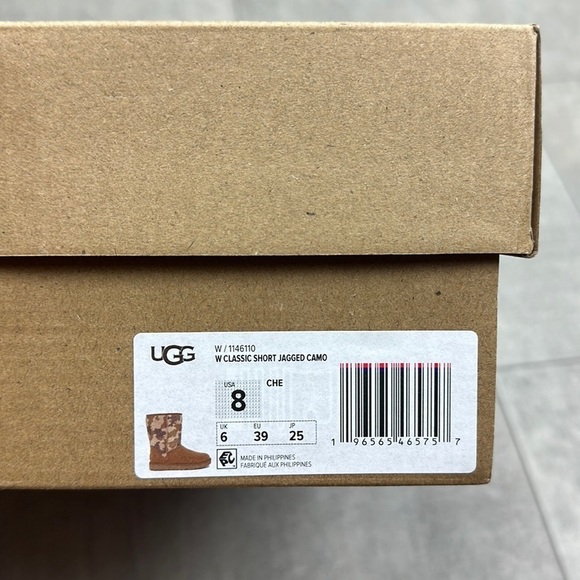 🍁UGG 🍁 CLASSIC SHORT JAGGED CAMO CHESTNUT WINTER BOOTS BROWN - Picture 13 of 13